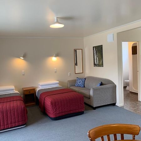 Amber Court Motel Te Anau Exterior foto