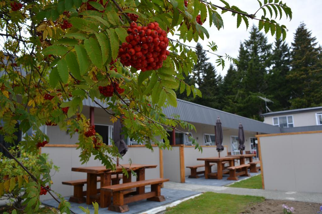 Amber Court Motel Te Anau Exterior foto
